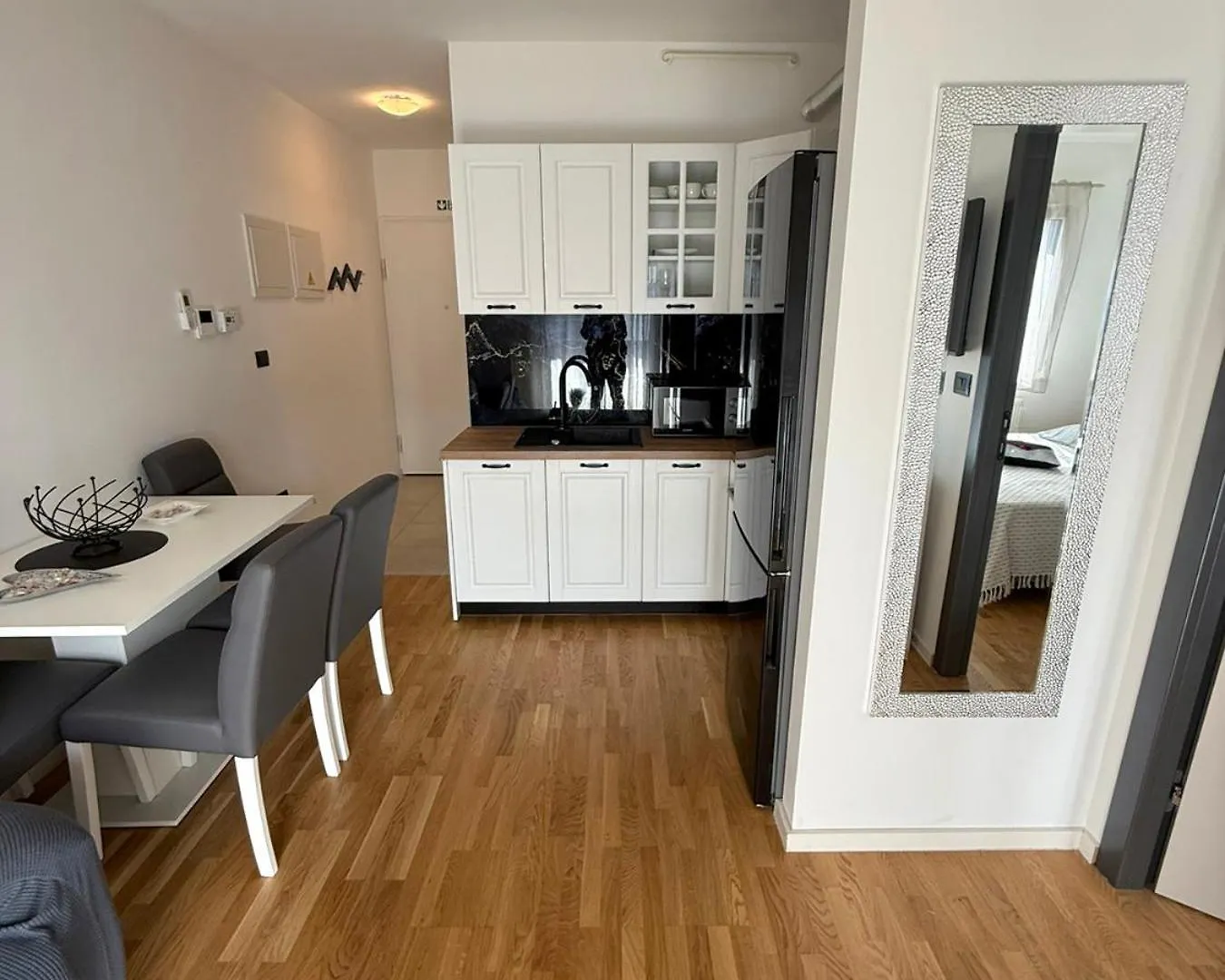 Lana Apartment With Private Parking Pula Croatia