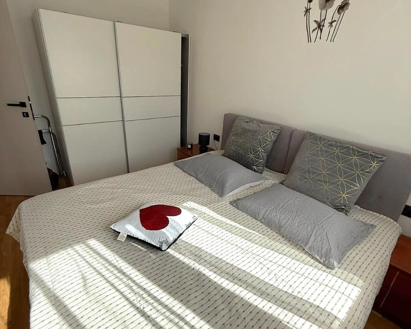 Lana Apartment With Private Parking Pula Croatia