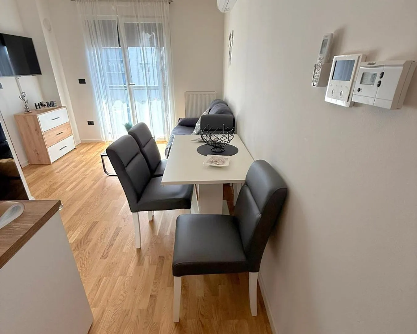 Lana Apartment With Private Parking Pula
